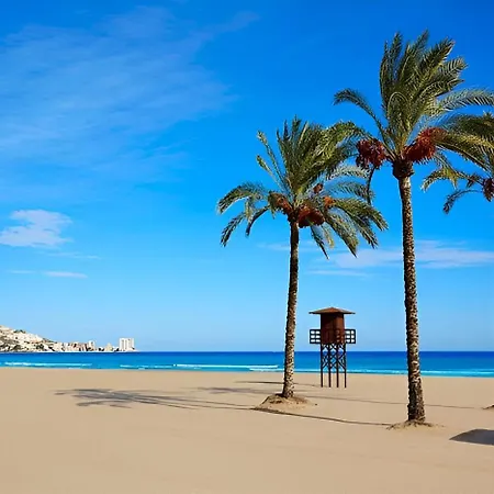 Comodo Y Luminoso Apto Cerca De Playas Y Valencia