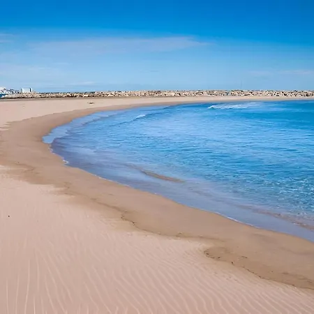 Comodo Y Luminoso Apto Cerca De Playas Y Valencia